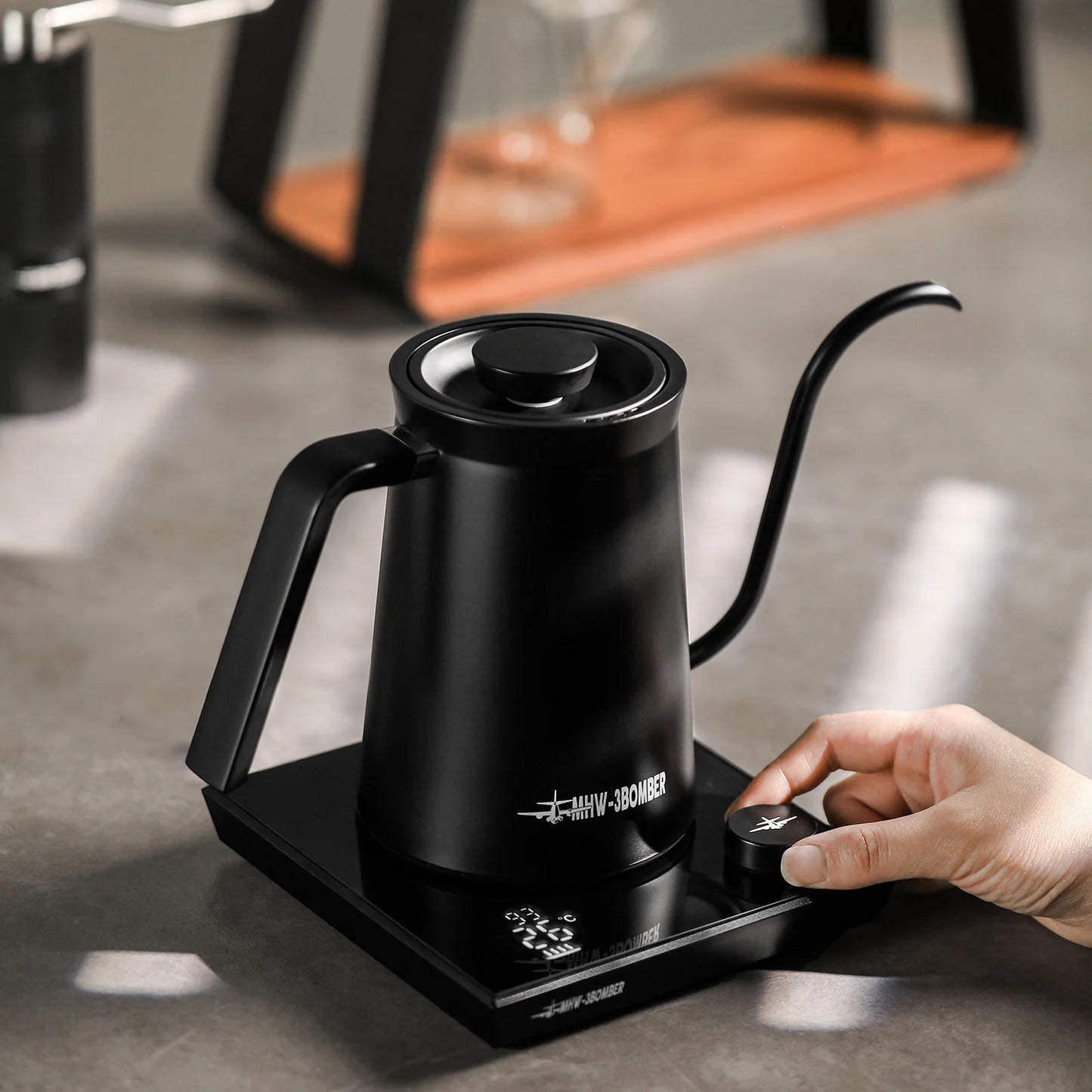 MHW-3Bomber Assassin Electric Pour Over Kettle