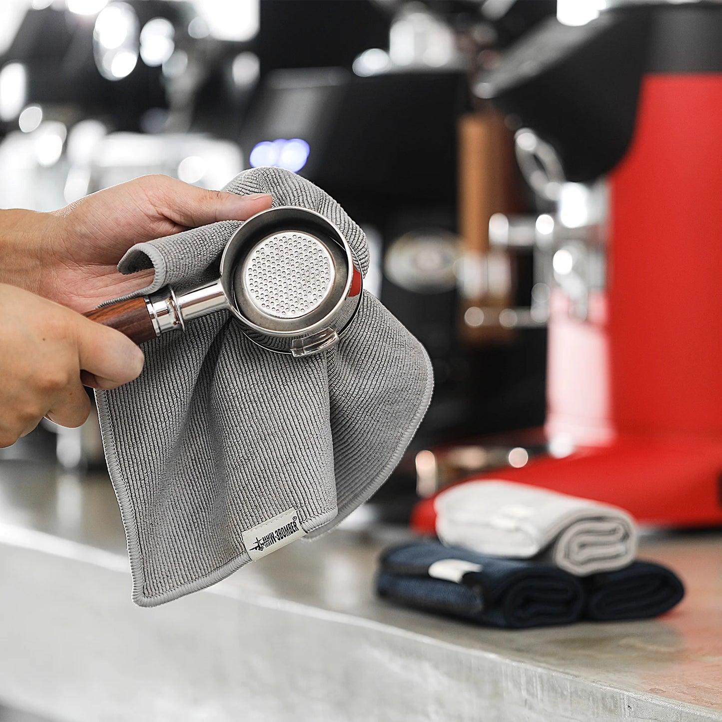 MHW-3Bomber Square Towel (single)